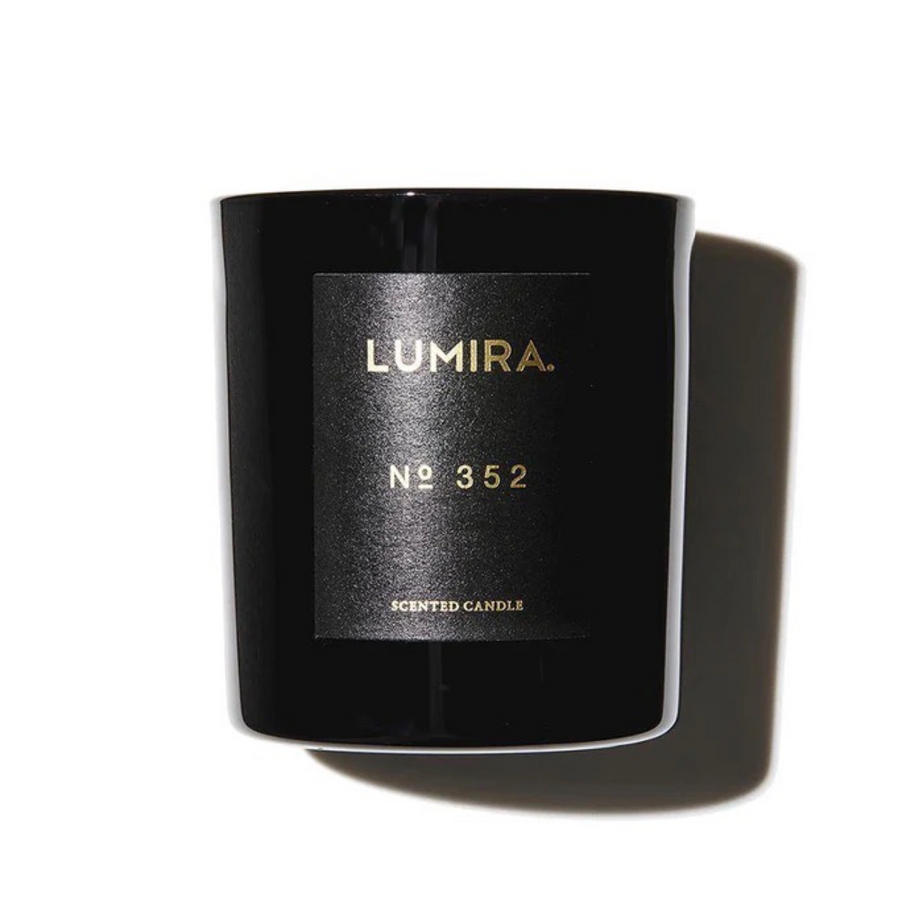 LUMIRA - CANDLE - No352 LEATHER & CEDAR - 300g